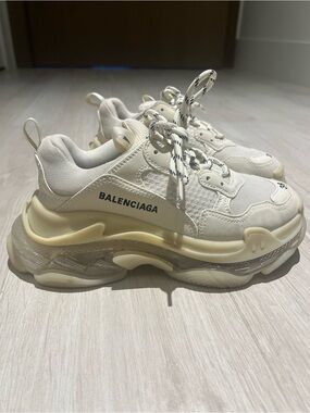 Balenciaga Cream Chunky Sneaker